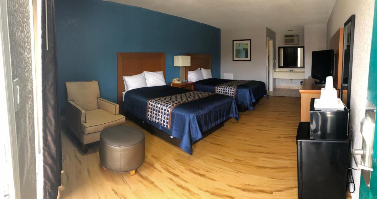 Relax Inn Саванна Екстер'єр фото